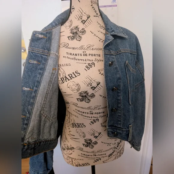 Denim Cropped Jacket - Picture 2 of 4